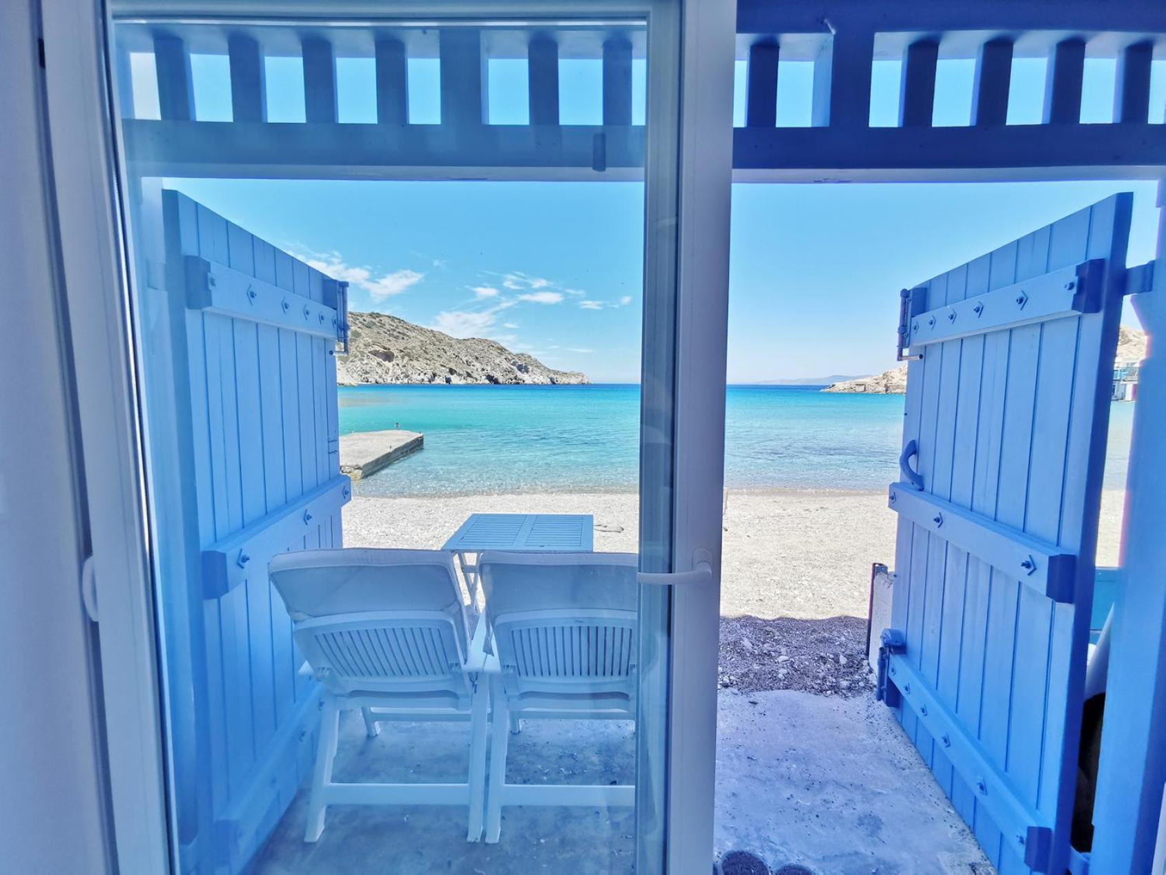 Blue Mare Apartments On The Beach Firopotamos Quarto foto