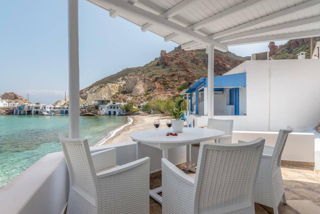 Blue Mare Apartments On The Beach Firopotamos Exterior foto
